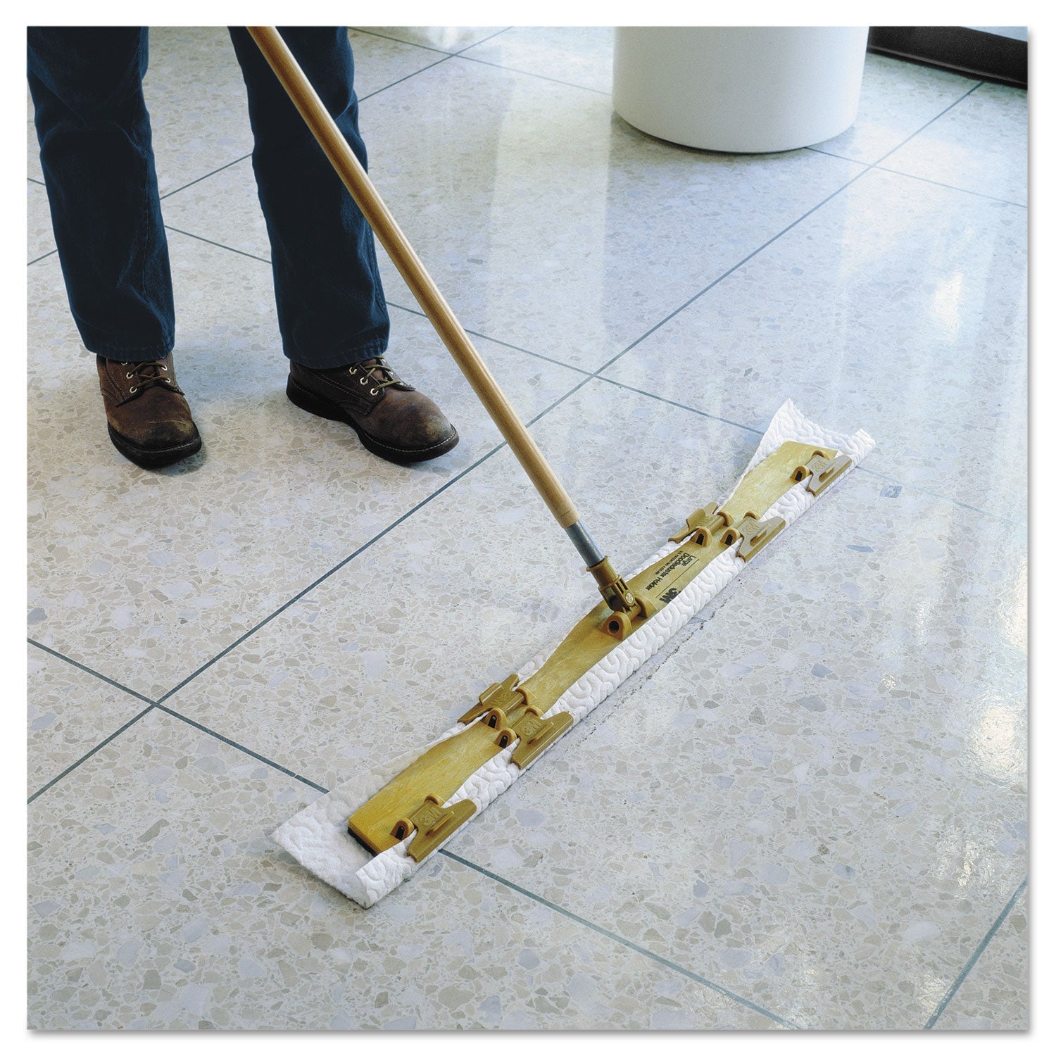 3M Doodleduster Holder, Large, 38 x 3 15/16, Tan