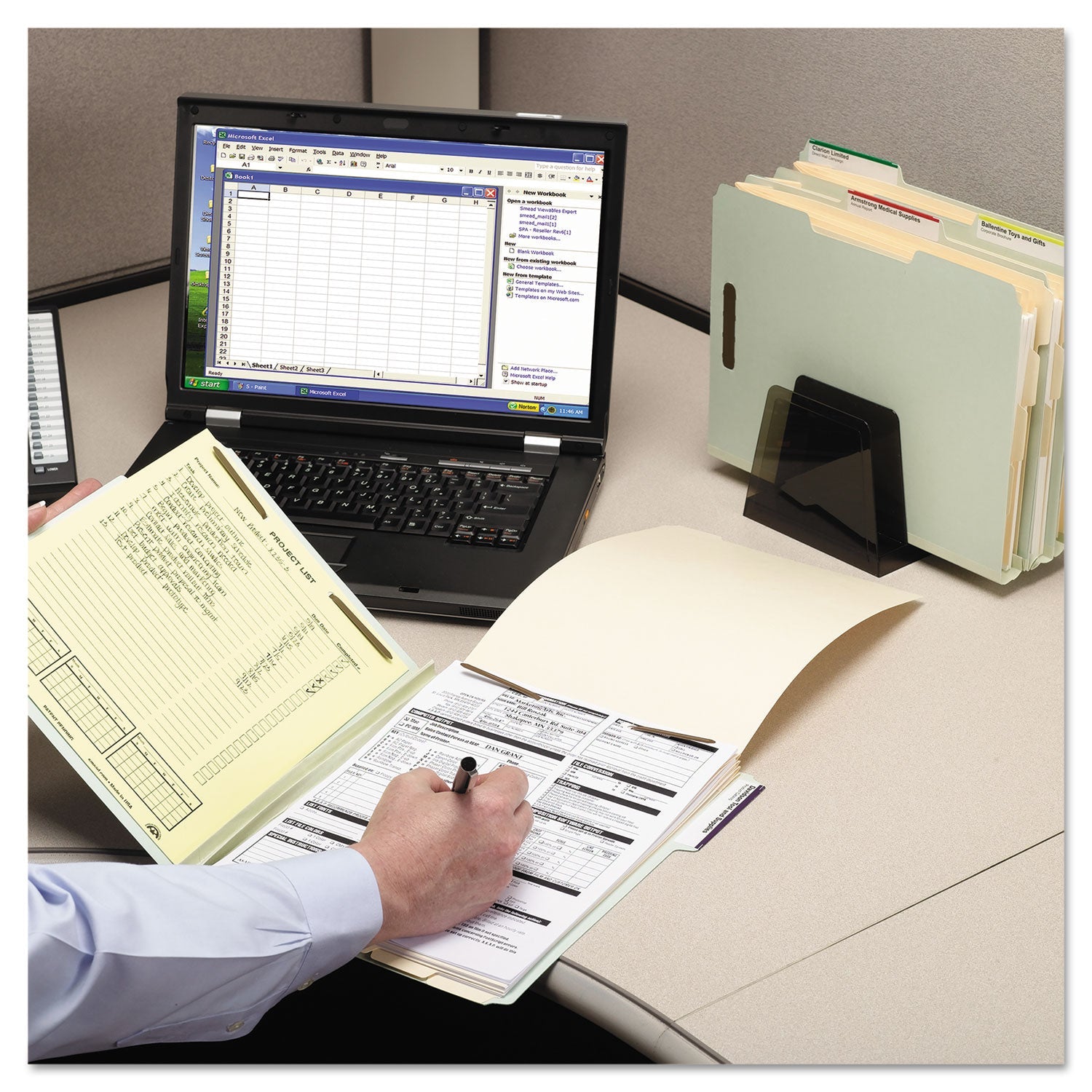 Smead 100% Recycled Pressboard Fastener Folders, Legal Size, 1" Expansion, Gray-Green, 25/Box