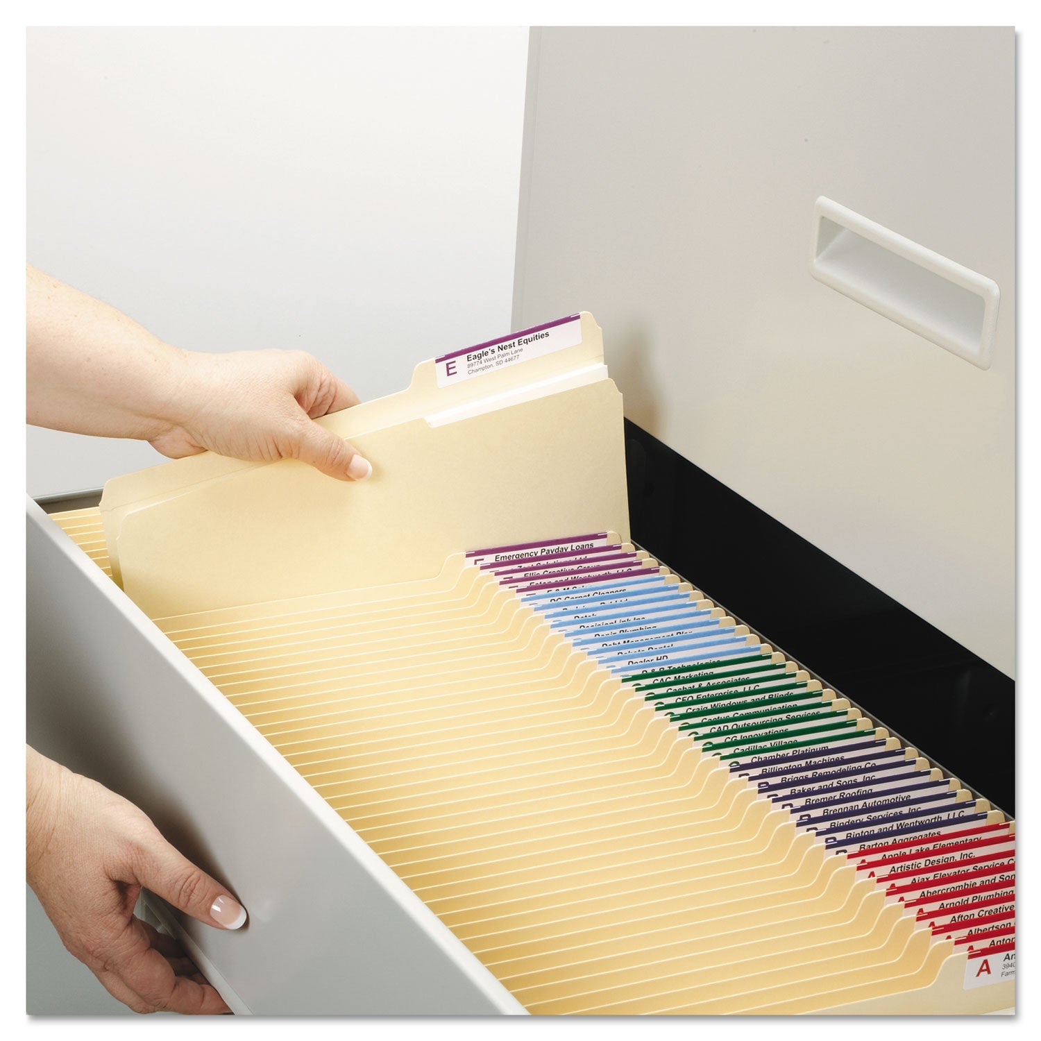Smead Reinforced Guide Height File Folders, 2/5-Cut Tabs: Right Position, Letter Size, 0.75" Expansion, Manila, 100/Box