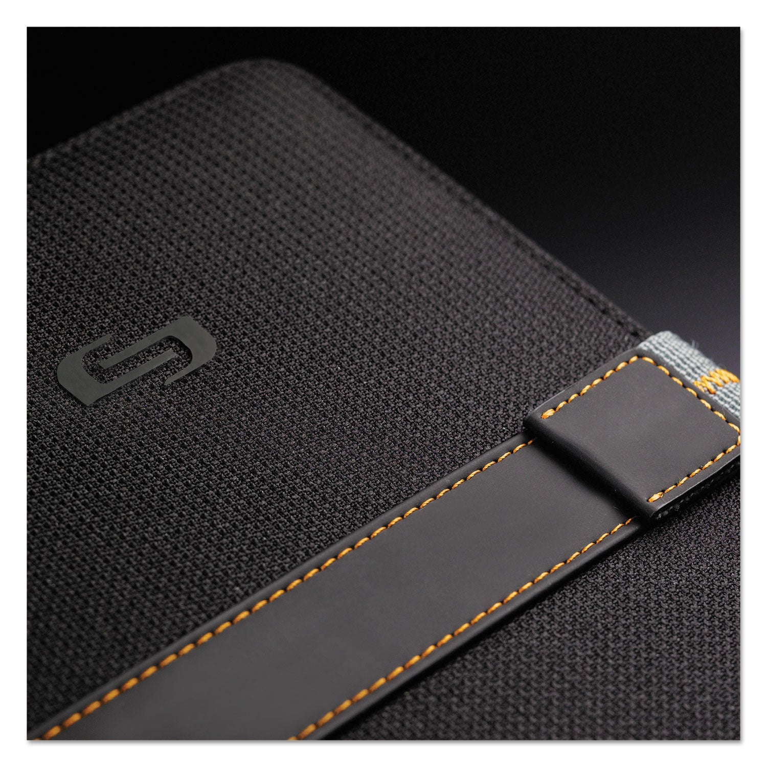 Solo Urban Universal Tablet Case, Fits 5.5" to 8.5" Tablets, Black