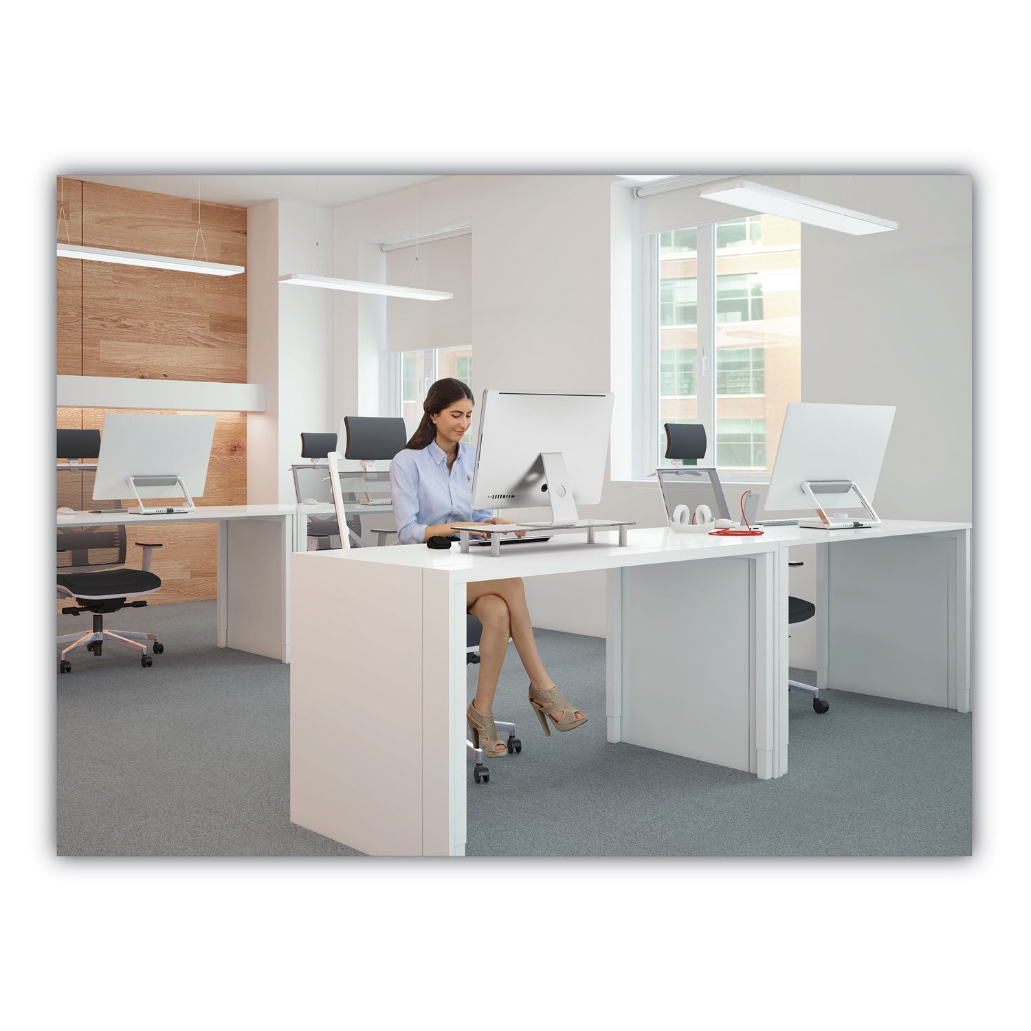 Innovera Adjustable Tempered Glass Monitor Riser, 22.75" x 8.25" x 3" to 3.5", Clear/Silver