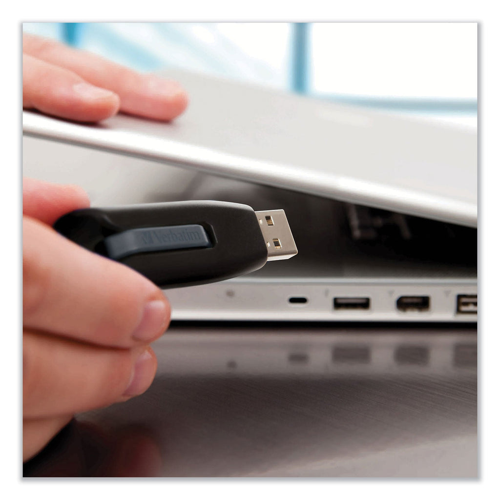 Verbatim Store 'n' Go V3 USB 3.0 Drive, 8 GB, Black/Gray