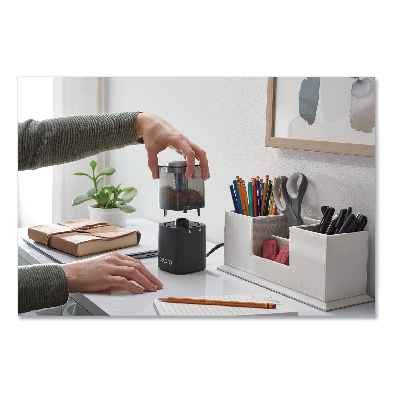 X-ACTO Model 1799 Powerhouse Office Electric Pencil Sharpener, AC-Powered, 3 x 3 x 7, Black/Silver/Smoke