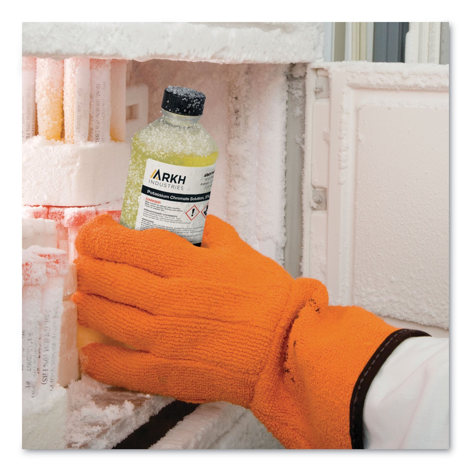 Avery UltraDuty GHS Chemical Waterproof and UV Resistant Labels, 2 x 2, White, 12/Sheet, 50 Sheets/Box