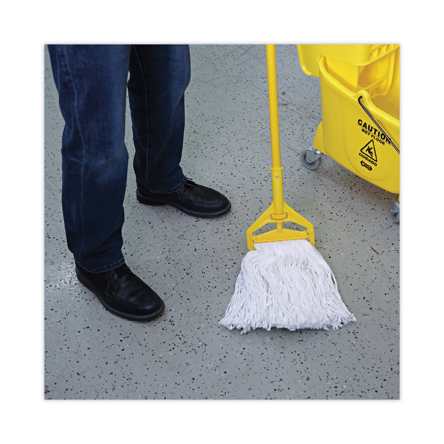 Boardwalk Mop Head, Value Standard Head, Rayon Fiber, Cut-End, Size No. 16, White, 12/Carton