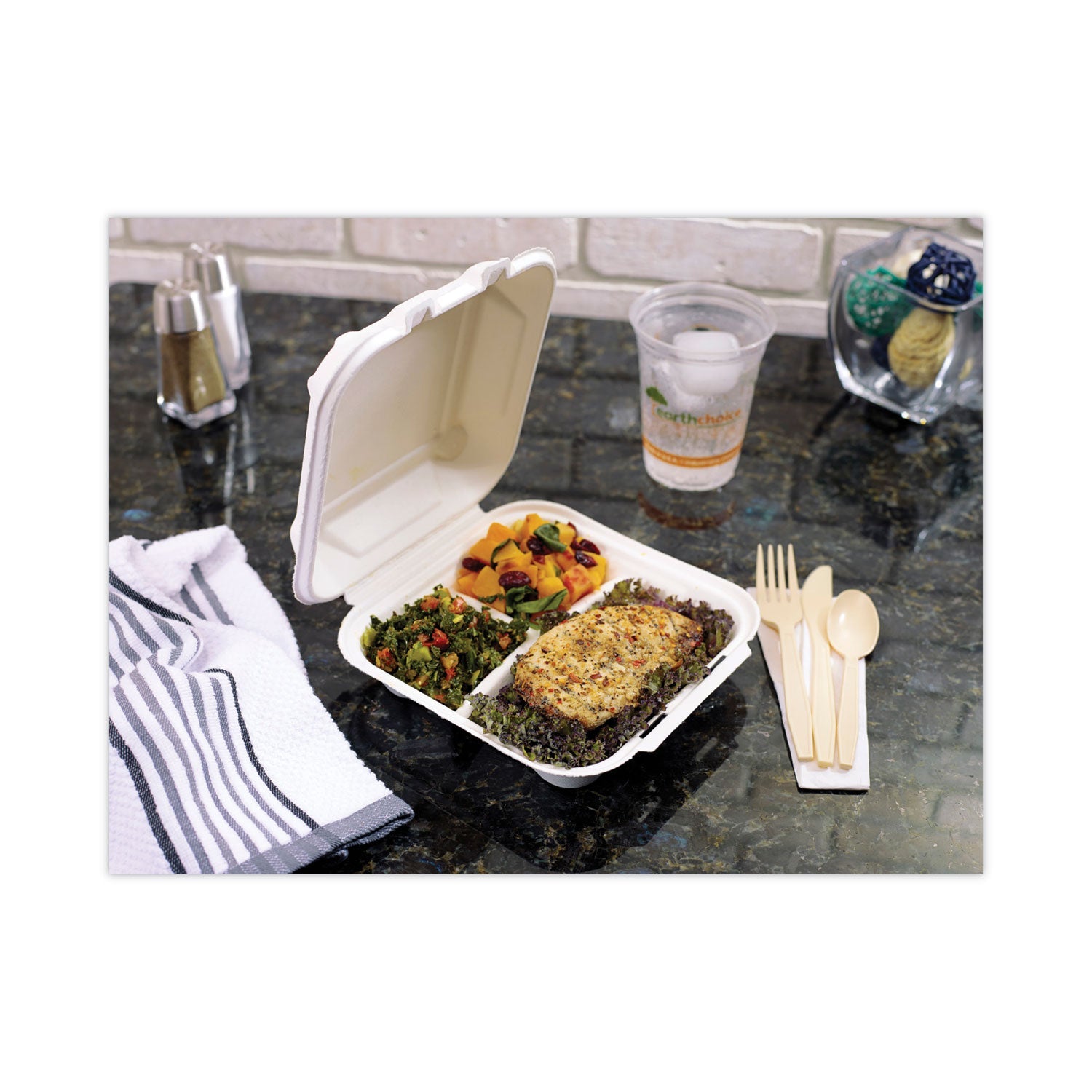 Pactiv Evergreen EarthChoice Bagasse Hinged Lid Container, 3-Compartment, Dual Tab Lock, 7.8 x 7.8 x 2.8, Natural, Sugarcane, 150/Carton