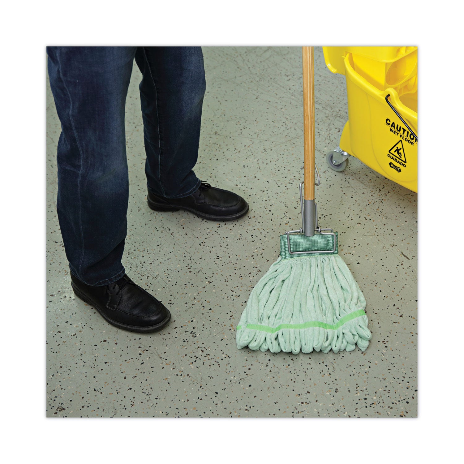 Boardwalk Spring Grip Metal Head Mop Handle for Most Mop Heads, Wood, 60", Natural