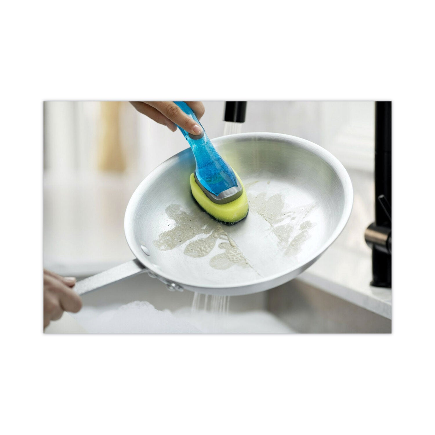 Scotch-Brite Soap-Dispensing Dishwand, 2.5 x 9.5, Yellow/Green