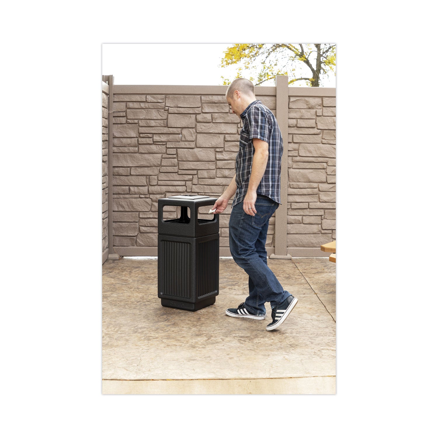 Safco Canmeleon Ash/Trash Receptacle, Square, Polyethylene, 15 gal, Textured Black