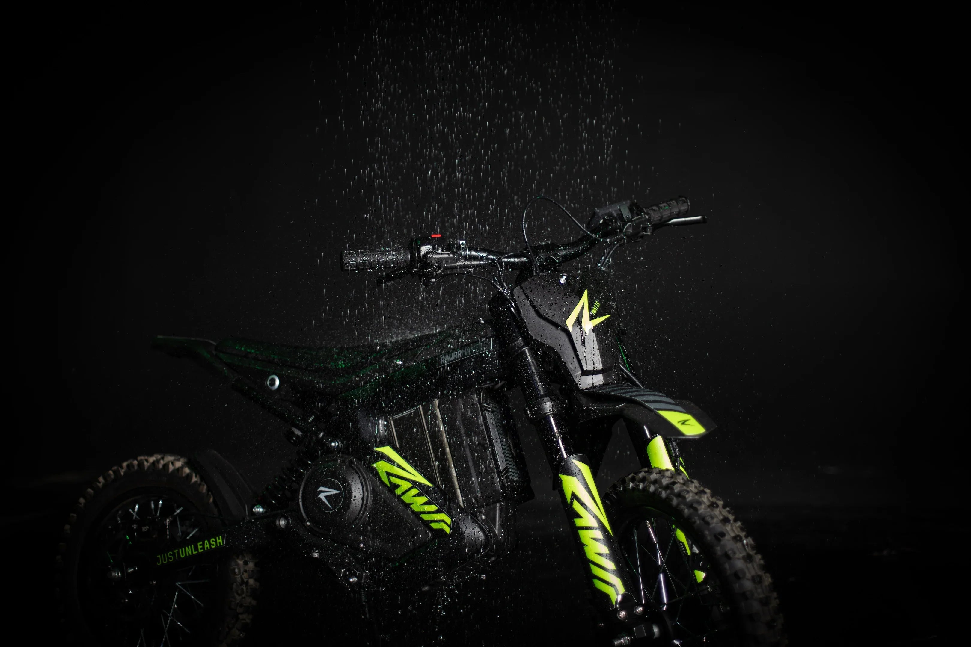 RAWRR MANTIS MINI 48V Dirt Bike